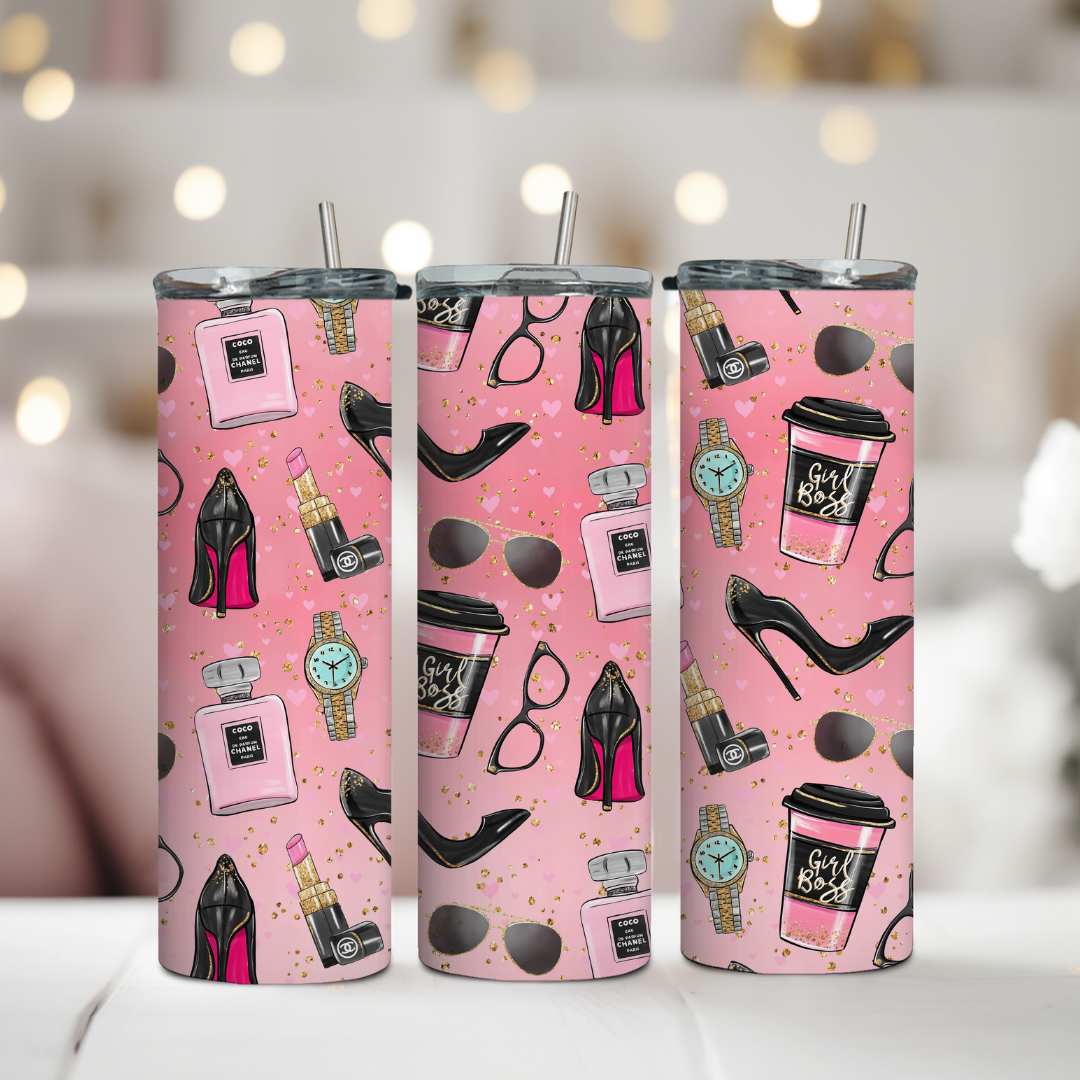 Termohrnček 590 ml girl boss dizajn vhodný do auta