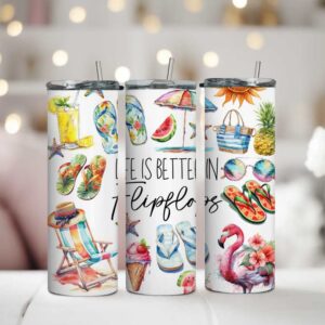 Personalizovaný nerezový termohrnček so slamkou 590 ml Summer Vibes s motívom plameniaka, pláže, ananásu a letných doplnkov.
